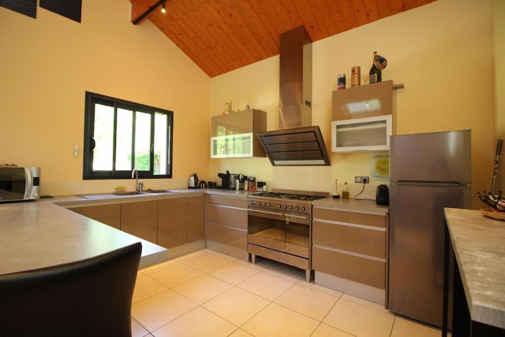 Grande Contemporaine Proche Randonnee Et Holiday home Val-de-Sos